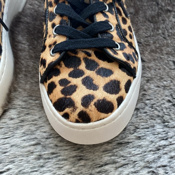 Steve Madden Bertie Platform Sneaker in Leopard Print Cowhide. Size 7M. EUC. - Picture 4 of 14